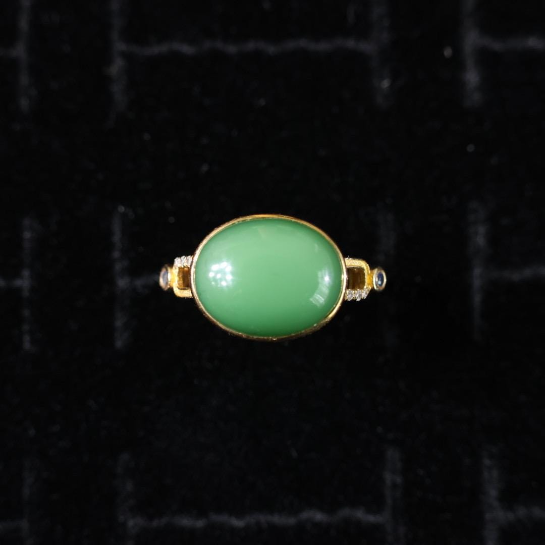 Green nephrite Jade Ring: 18k Gold Band,US Size 5.5