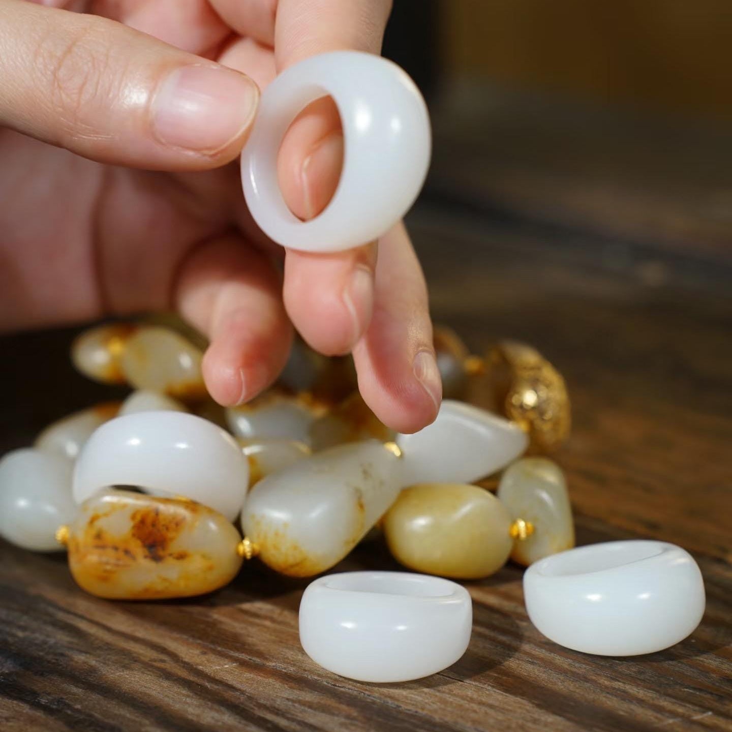 Mutton Fat White Nephrite jade ring size 6.5