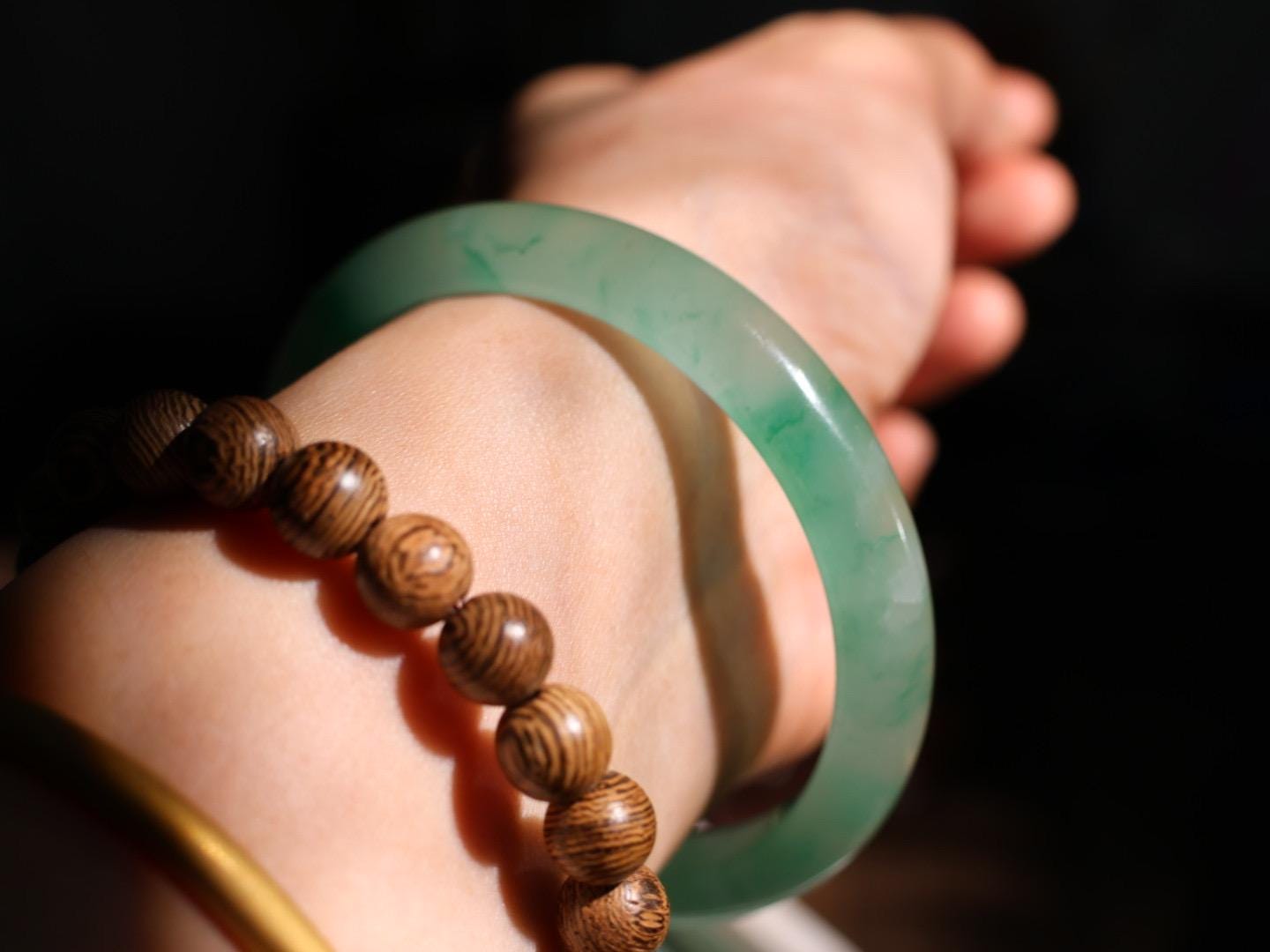 Quartzite Bangle: Light Green Dulong Jade, 57mm