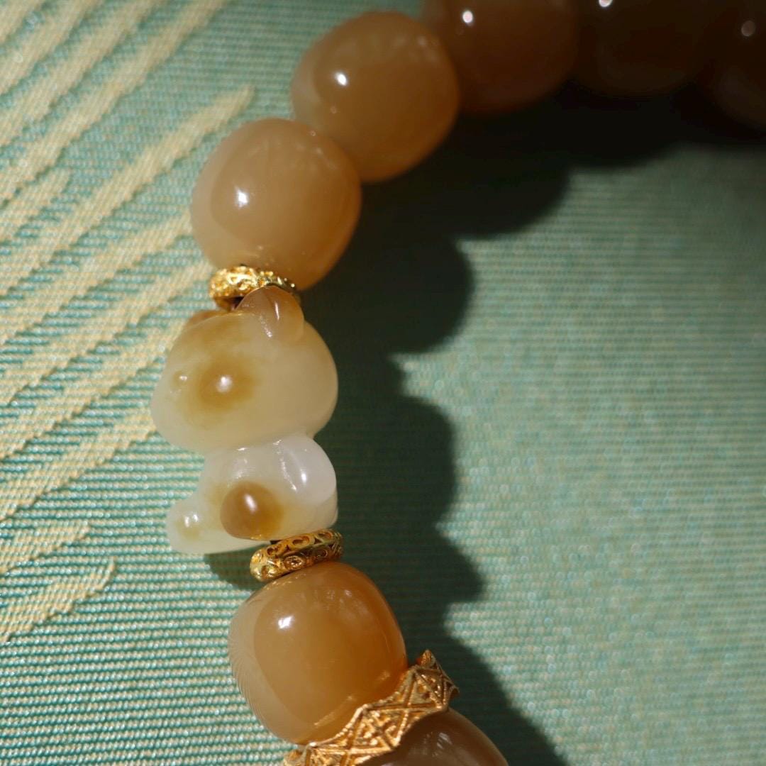 10mm honey sugar nephrite Jade bracelet 卡10高品质蜜糖手串