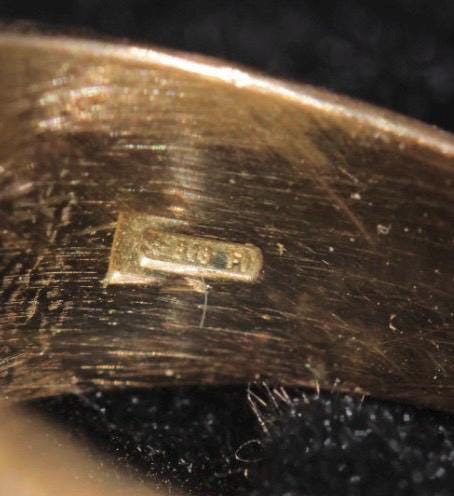 vintage 18k gold diamond ring