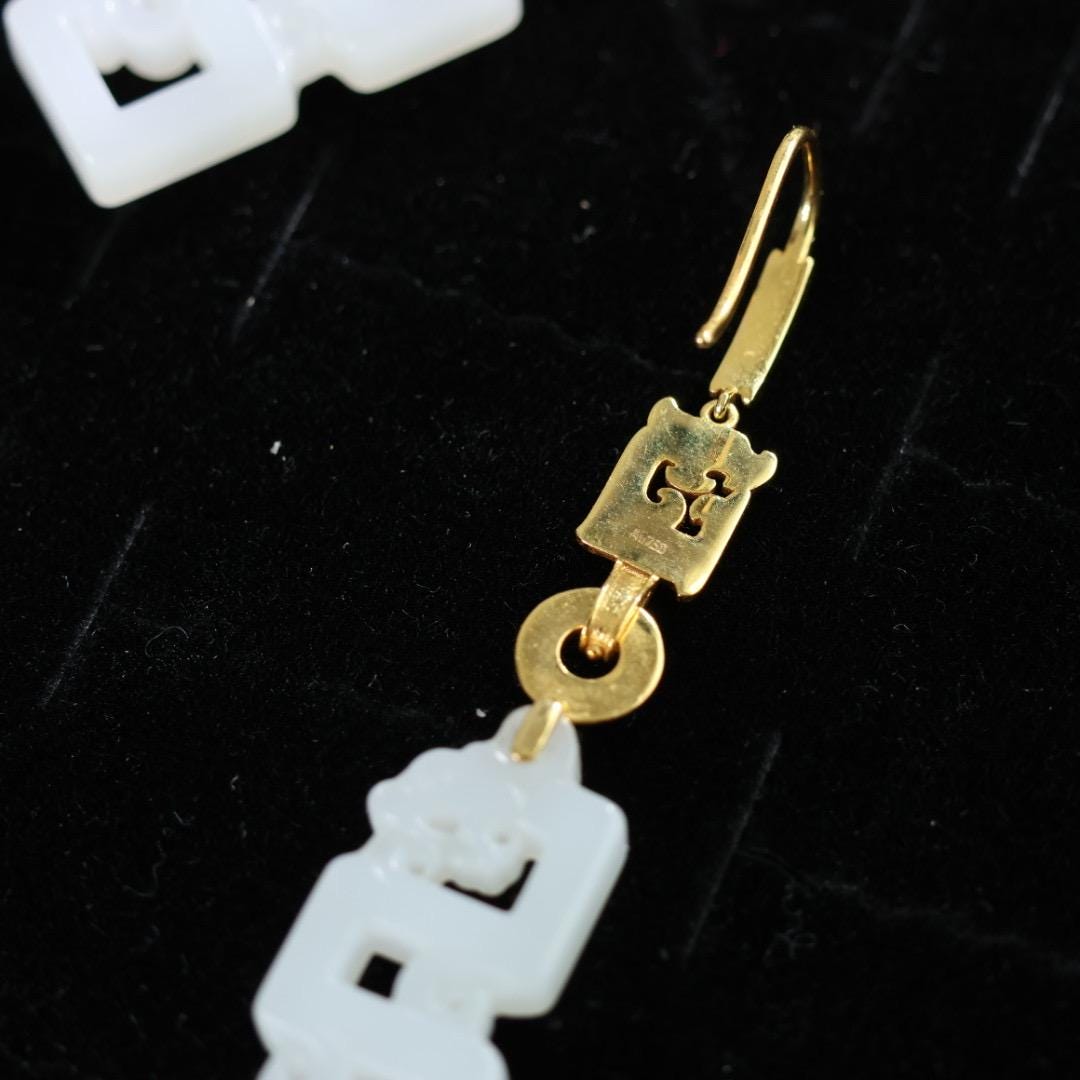 Certified Antique style white nephrite dragon and solid gold earrings 18k