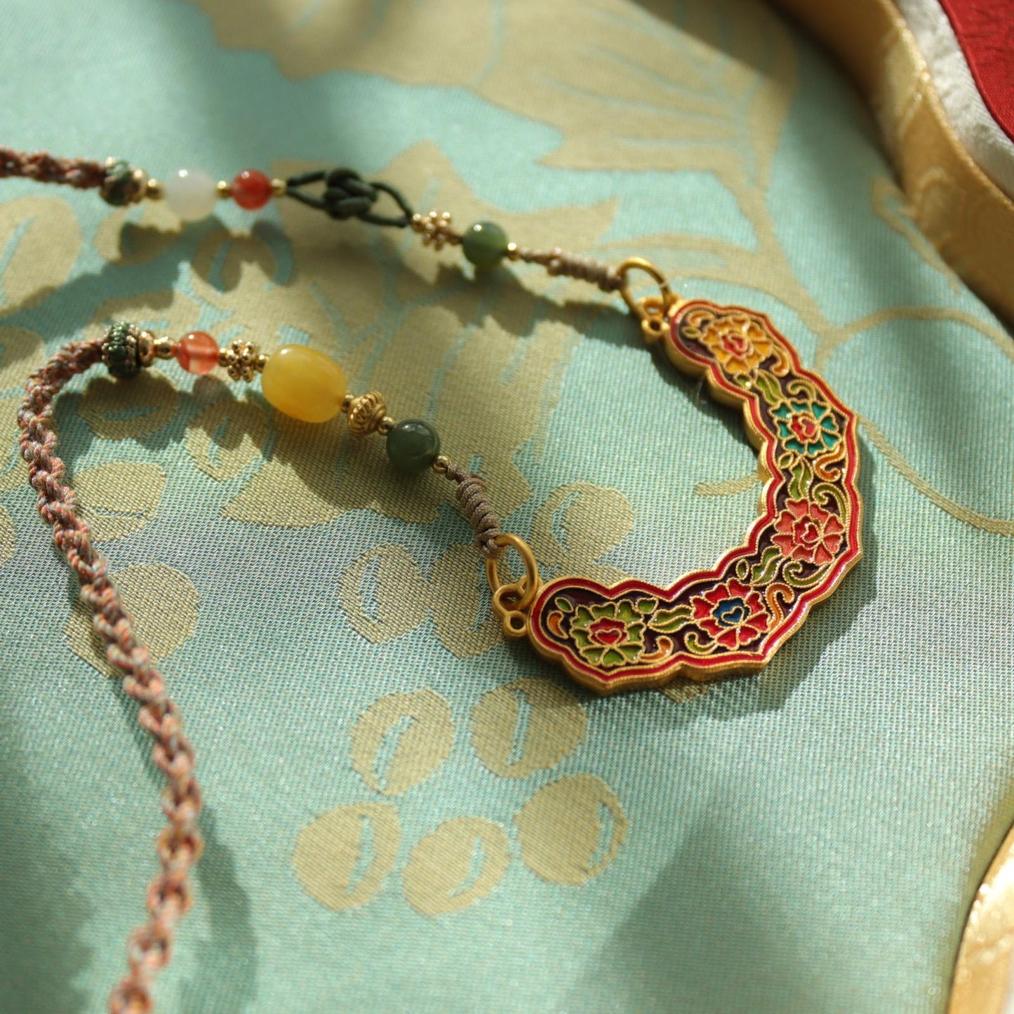 Traditional Chinese Gold Enamel Longevity Lock Pendant Necklace