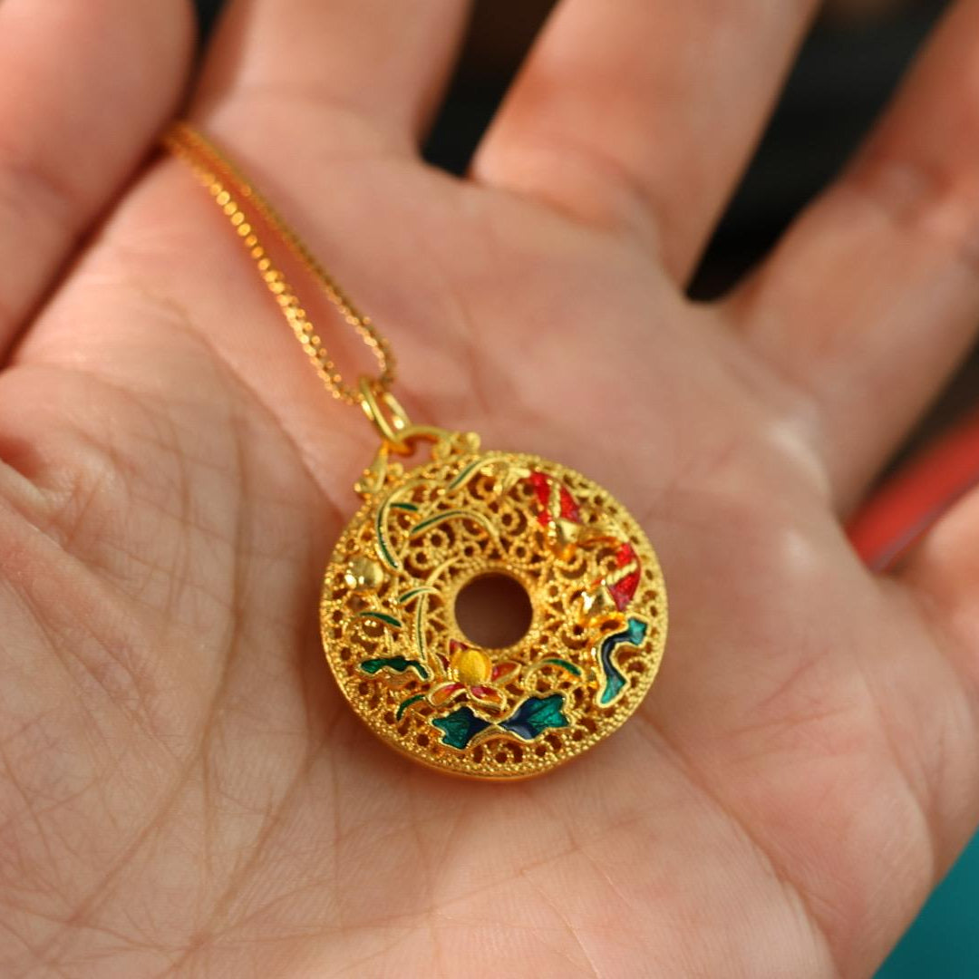 24k gold plated koi and lotus leaf pendant 足金色鱼戏莲甜甜圈吊坠