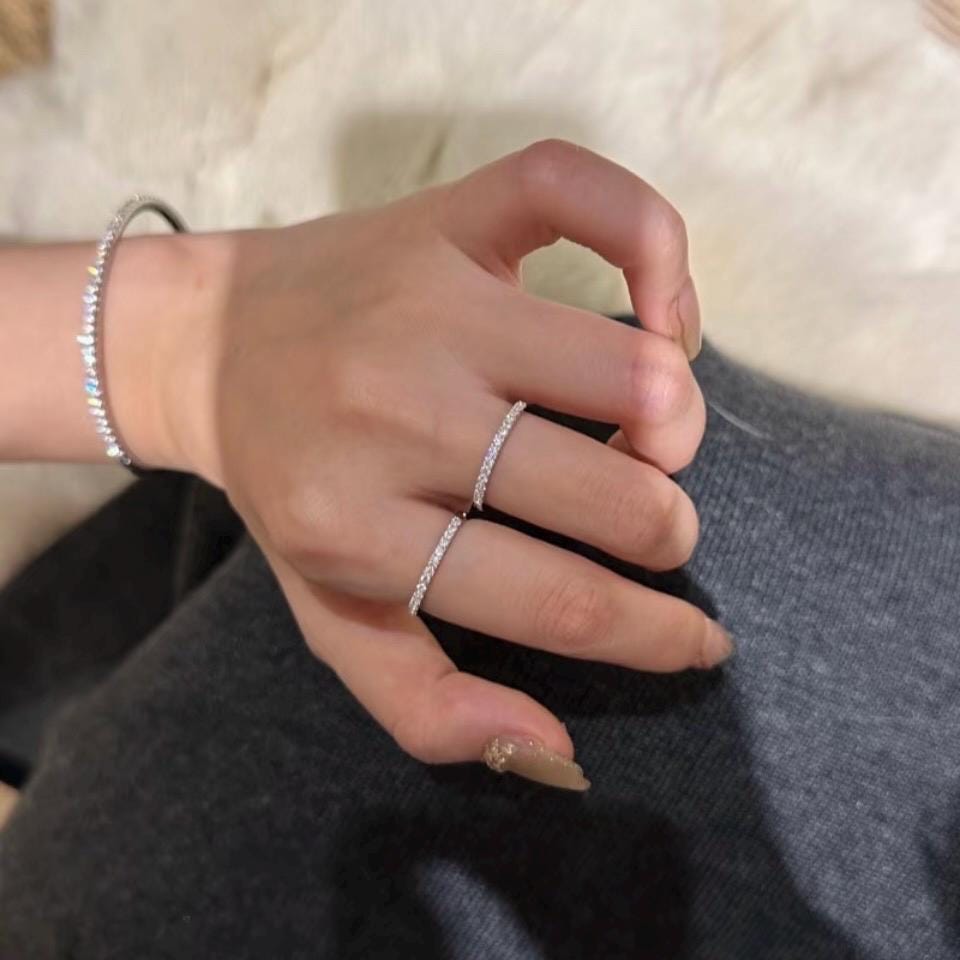 Size 5 semi eternity wedding band ring diamond simulant 925 silver ring