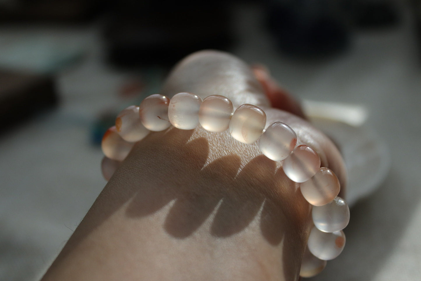 Pink Lychee agate bracelet 10 mm
