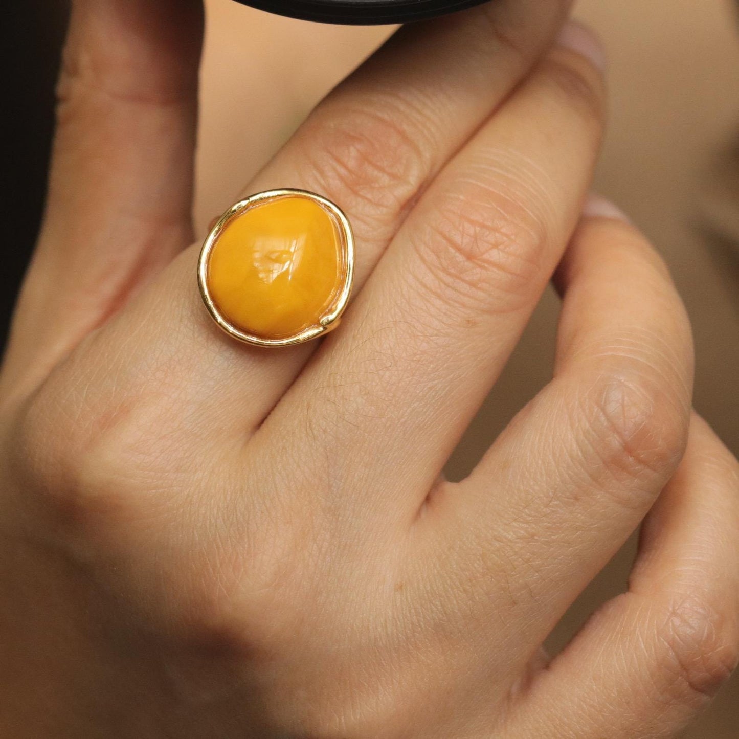 Handmade beewax cabochon adjustable silver ring 老蜜蜡活口银托戒指