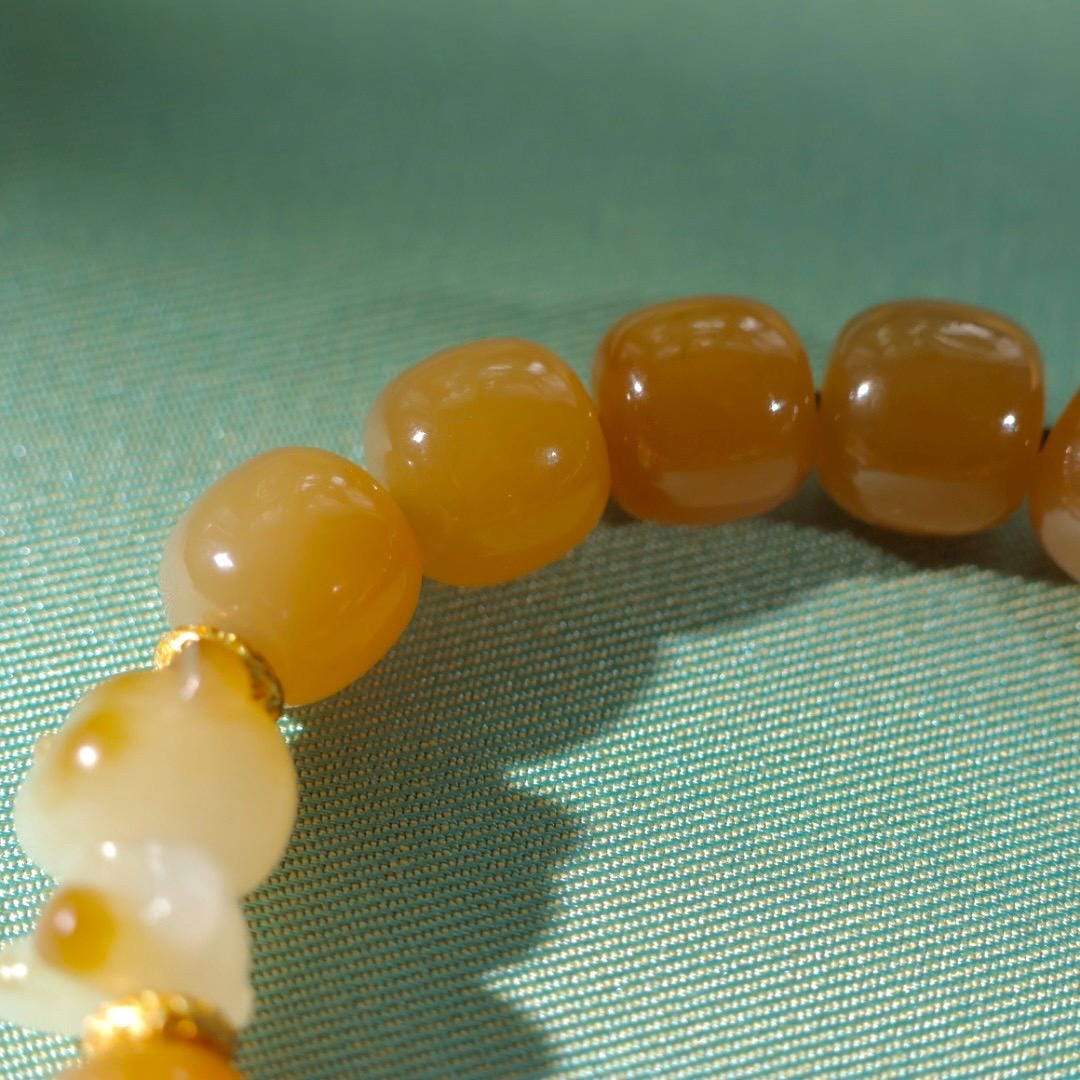 10mm honey sugar nephrite Jade bracelet 卡10高品质蜜糖手串