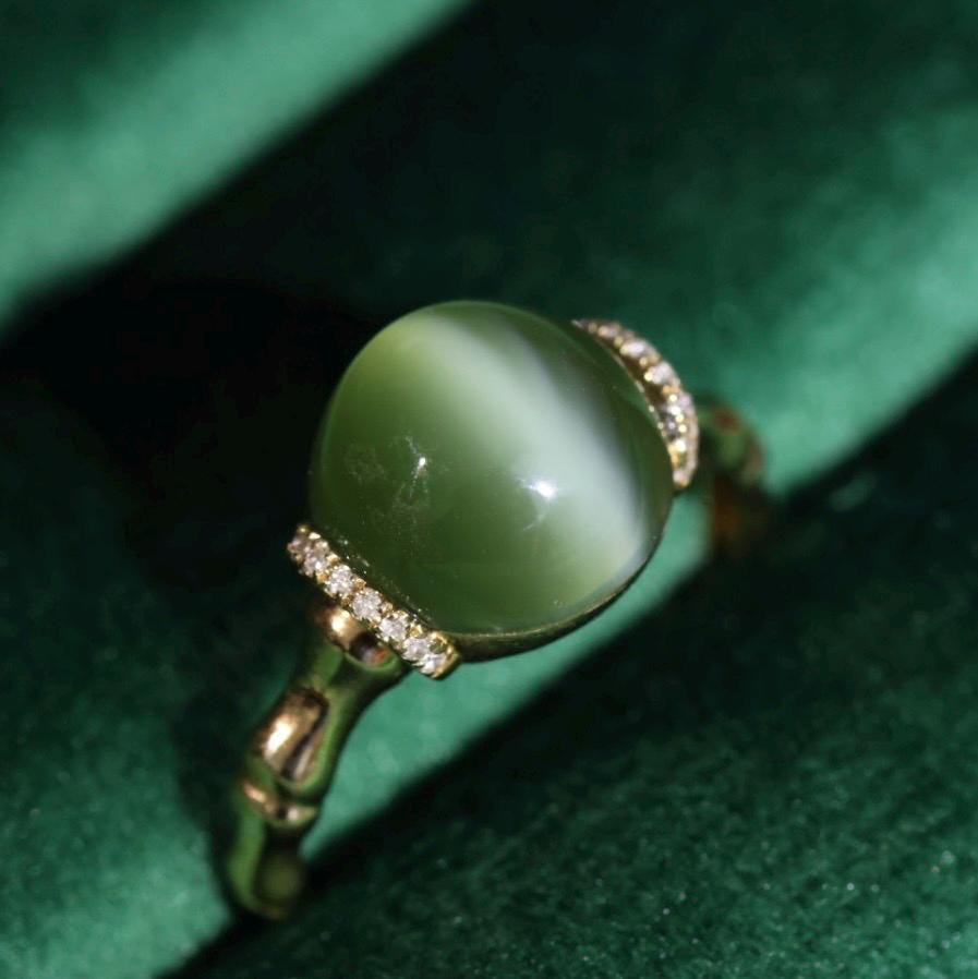 Certified Cat Eye Jade Ring: 18k Gold Bamboo Band, Diamond Accents, US Size 5.5