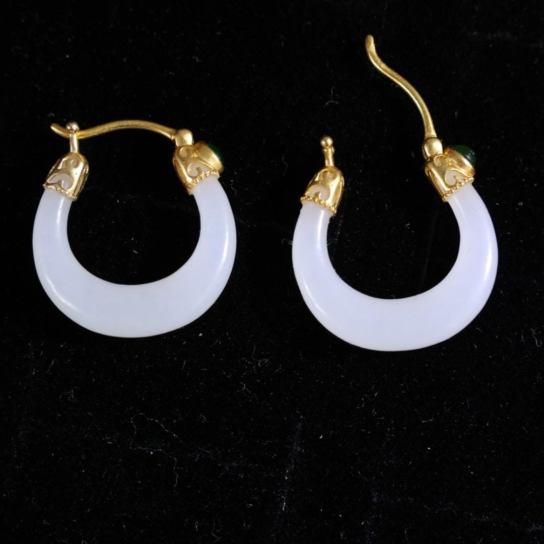 Certified Antique style white nephrite dragon and solid gold earrings 18k