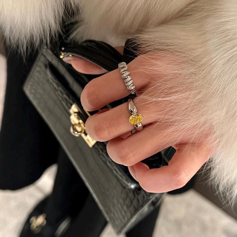 Size 6 s925 silver and zirconia band ring