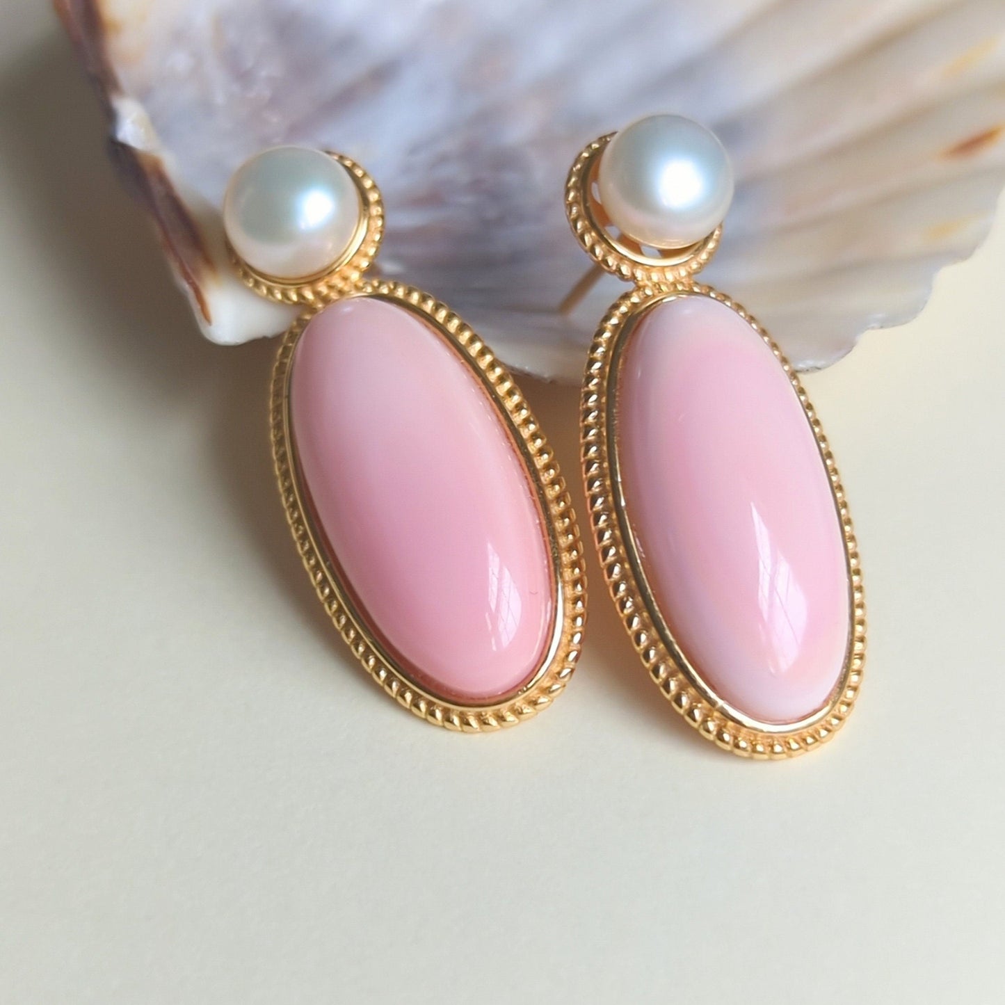 Pearl & Queen Conch Statement Earrings: Gold Plated S925 Silver