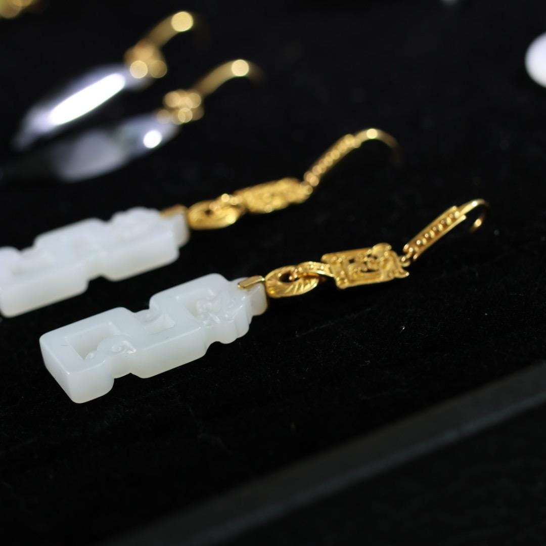 Certified Antique style white nephrite dragon and solid gold earrings 18k