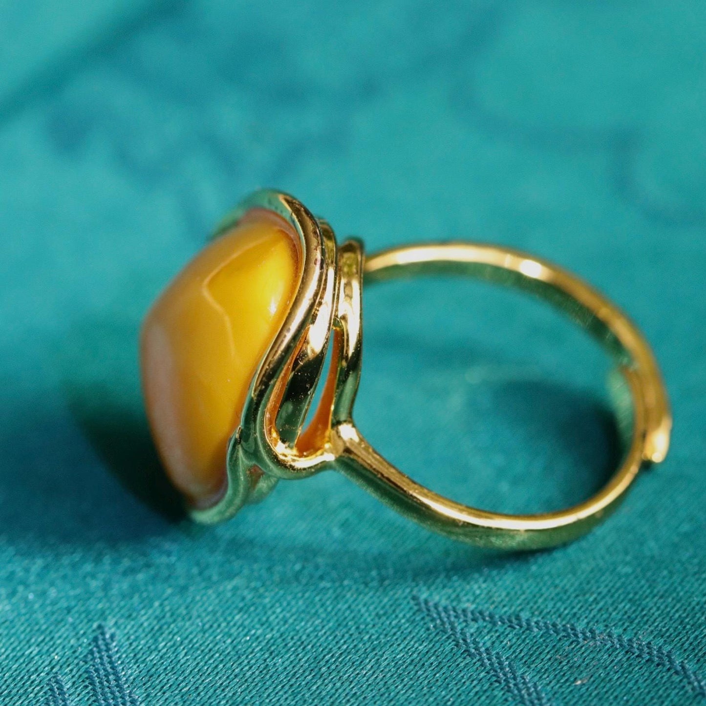 Handmade beewax cabochon adjustable silver ring 老蜜蜡活口银托戒指