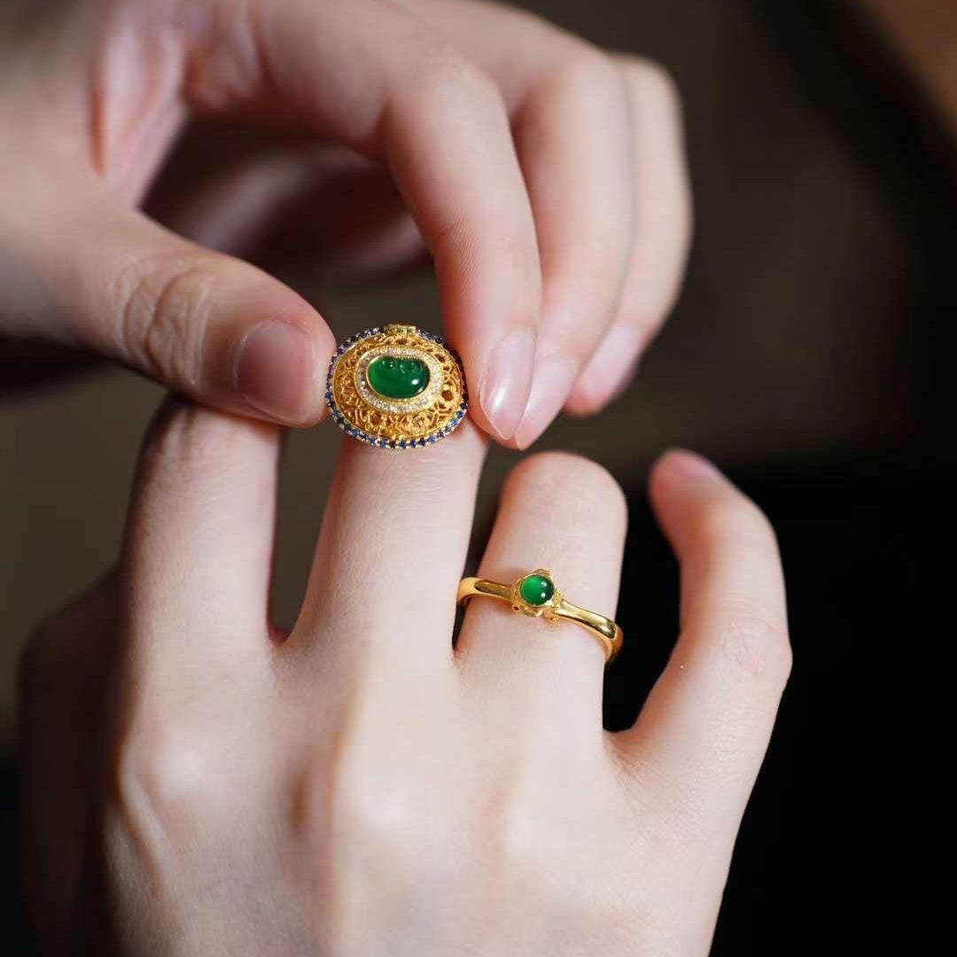 18K gold ring and pendant with lush green jadeite jade gemstone incense holder