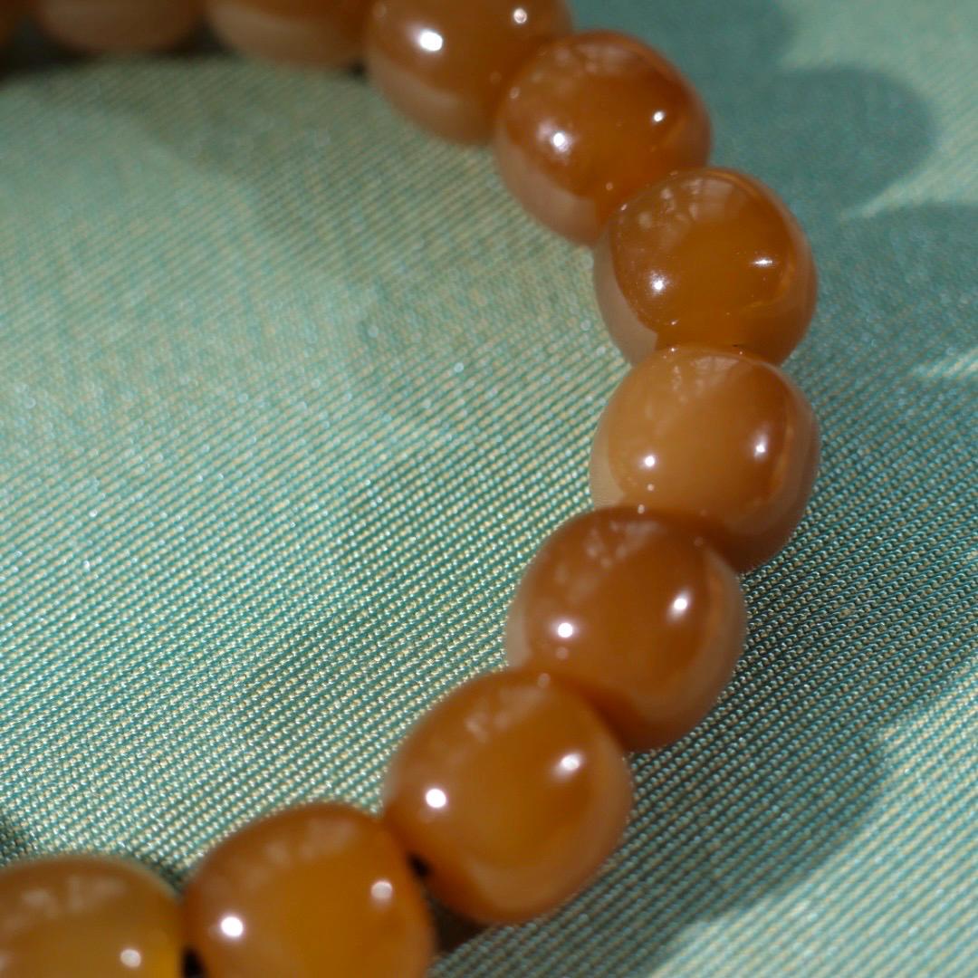 10mm honey sugar nephrite Jade bracelet 卡10高品质蜜糖手串