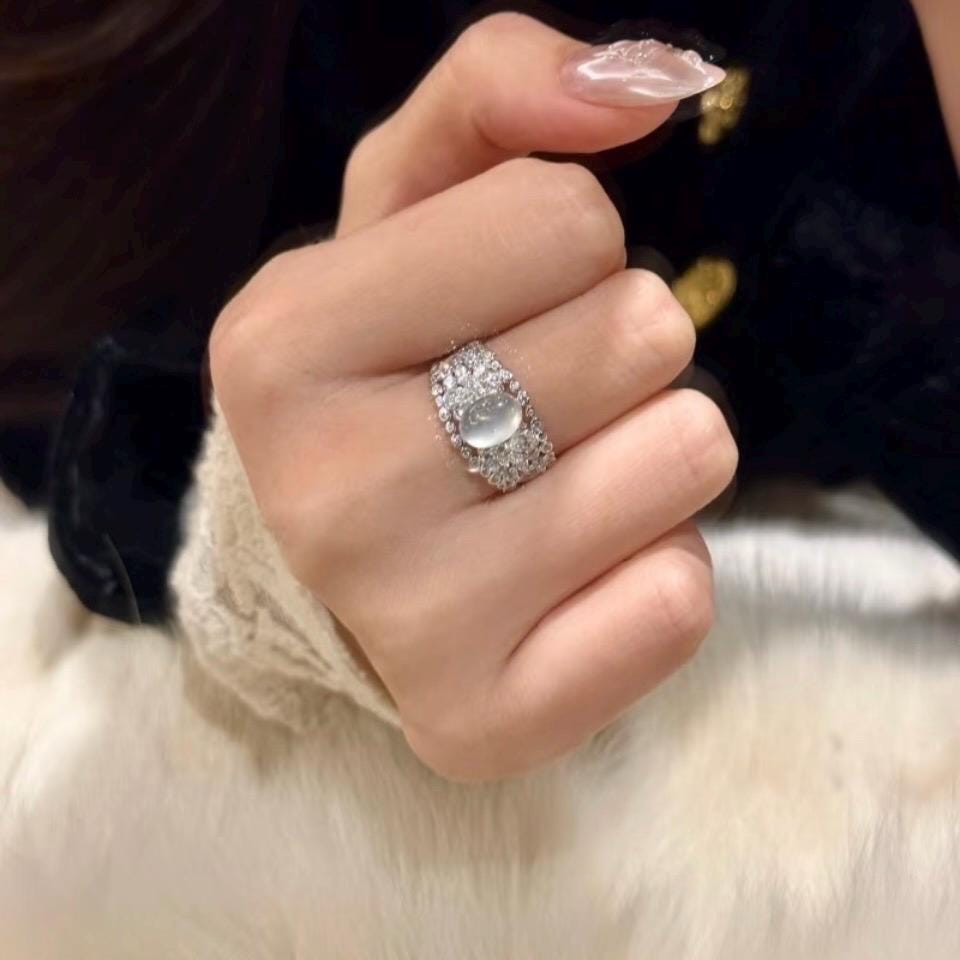 Certified Maw Sit Sit Statement Ring: Lace Design, 925 Silver, Size 6