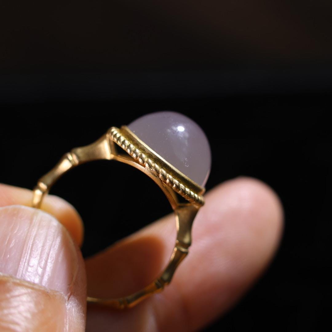 Light smoky purple nephrite Jade Ring: 18k Gold Bamboo Band,US Size 5.5