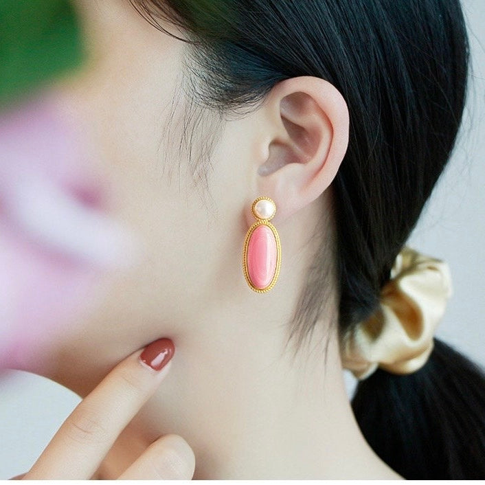 Pearl & Queen Conch Statement Earrings: Gold Plated S925 Silver
