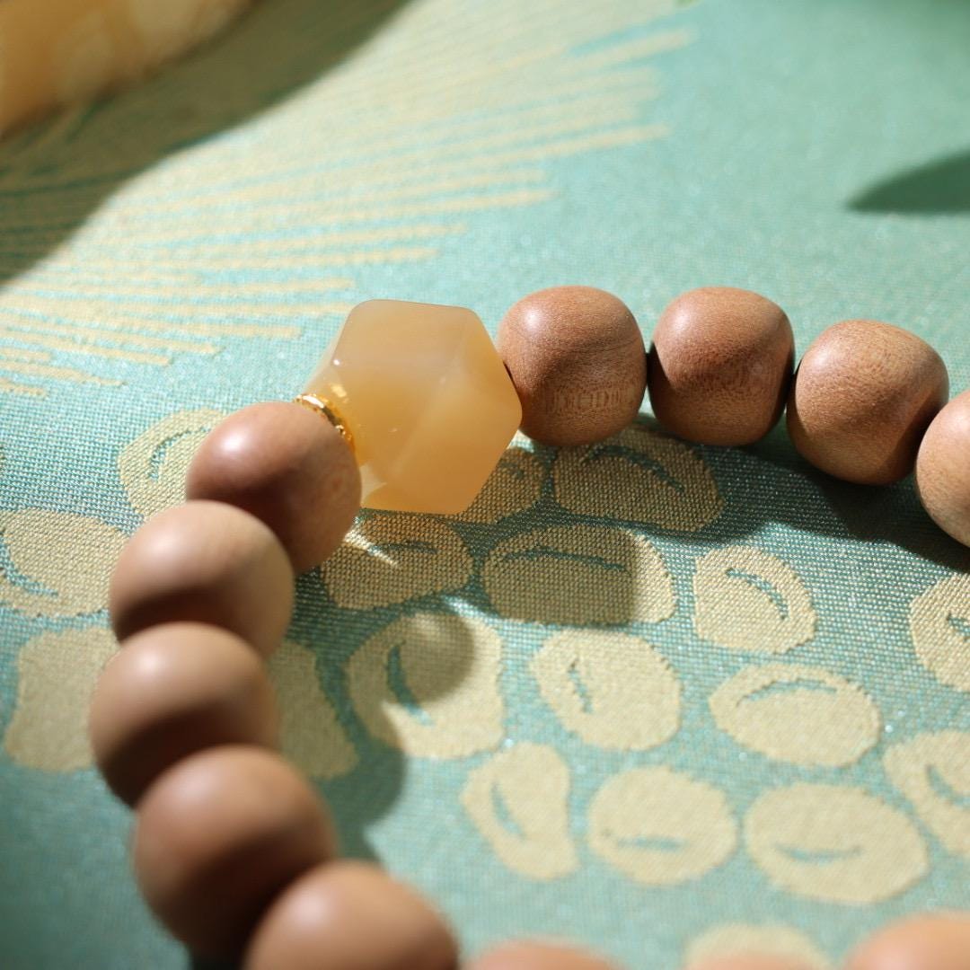 12mm sandalwood with sugar nephrite jade bracelet 老山檀糖玉八棱手串