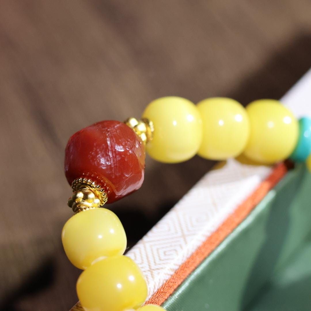 Butter Baltic Amber Straight Cut bracelet 8mm