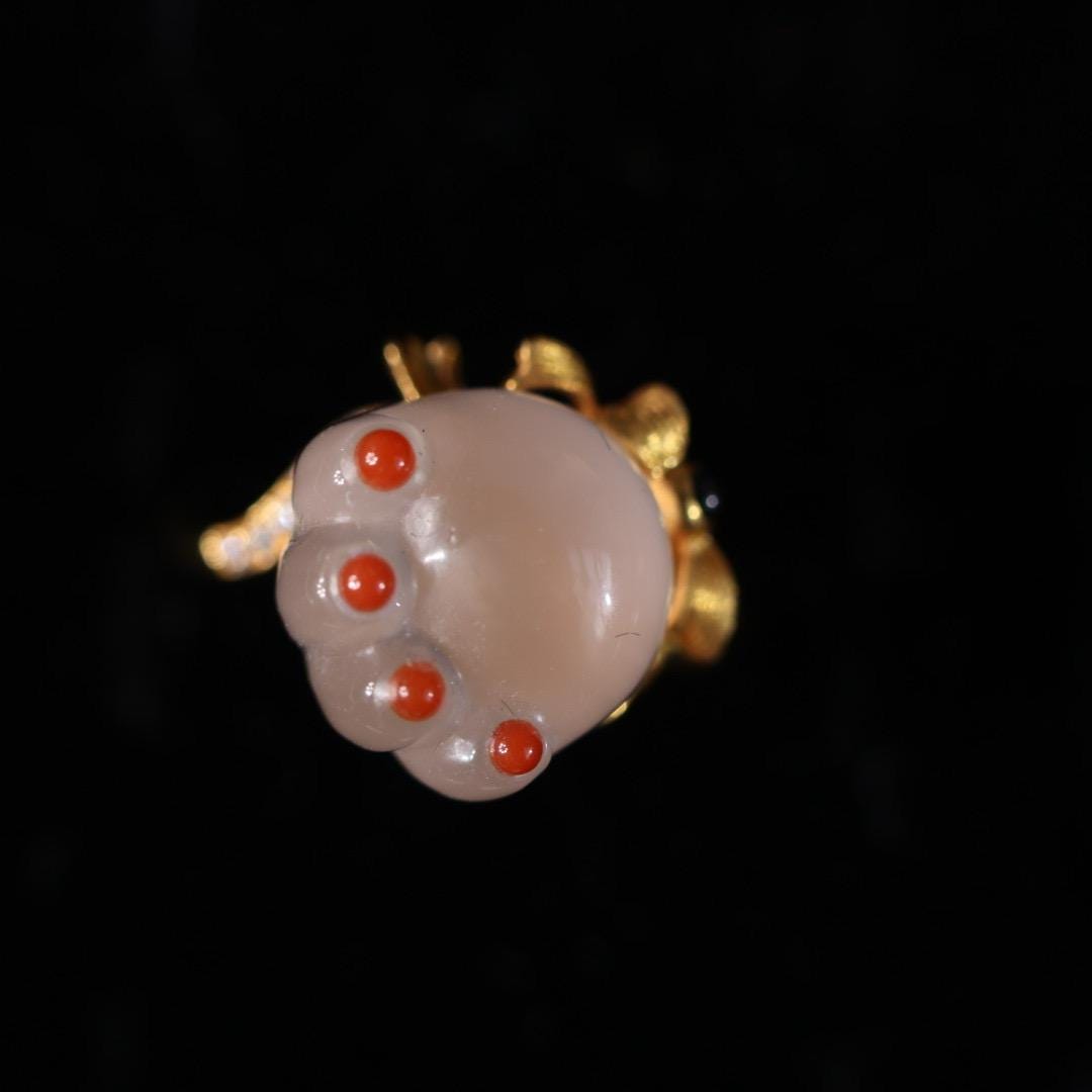 Lychee Agate Cat Paw Jewelry Set: 18k solid Gold, Ruby, Diamond