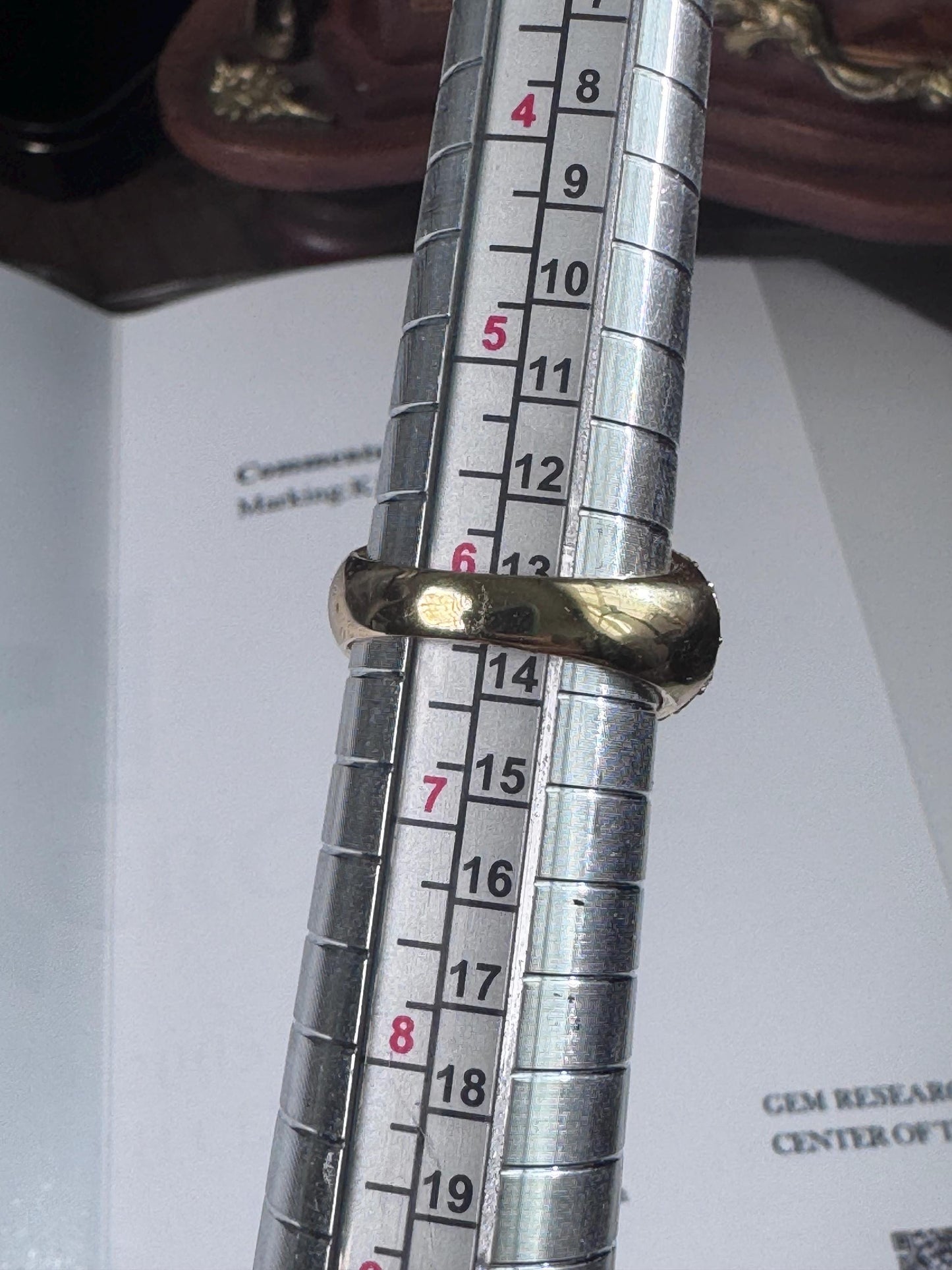 Vintage Japan diamond ring 18k gold ring size 6