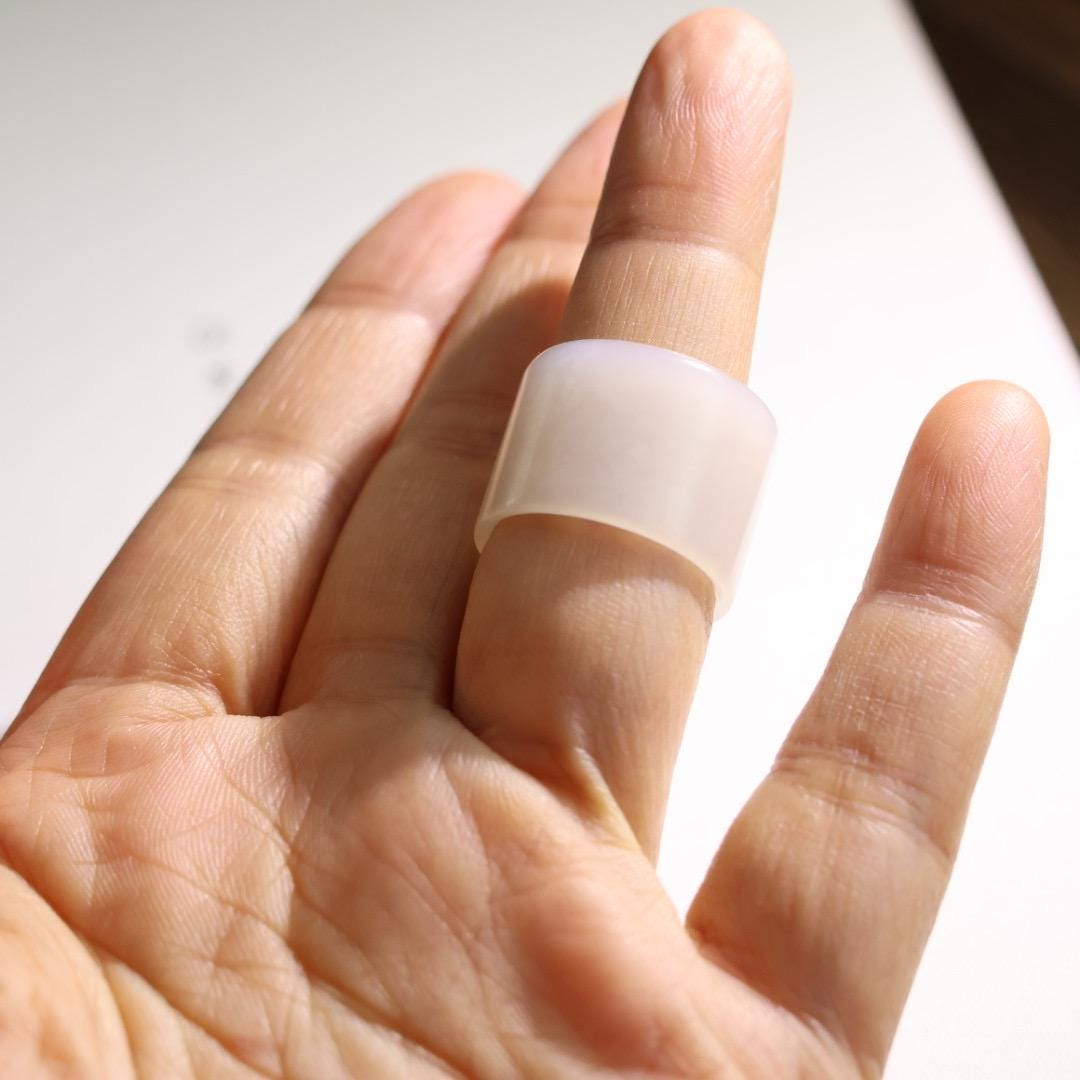 Mutton Fat White Nephrite jade ring size 6