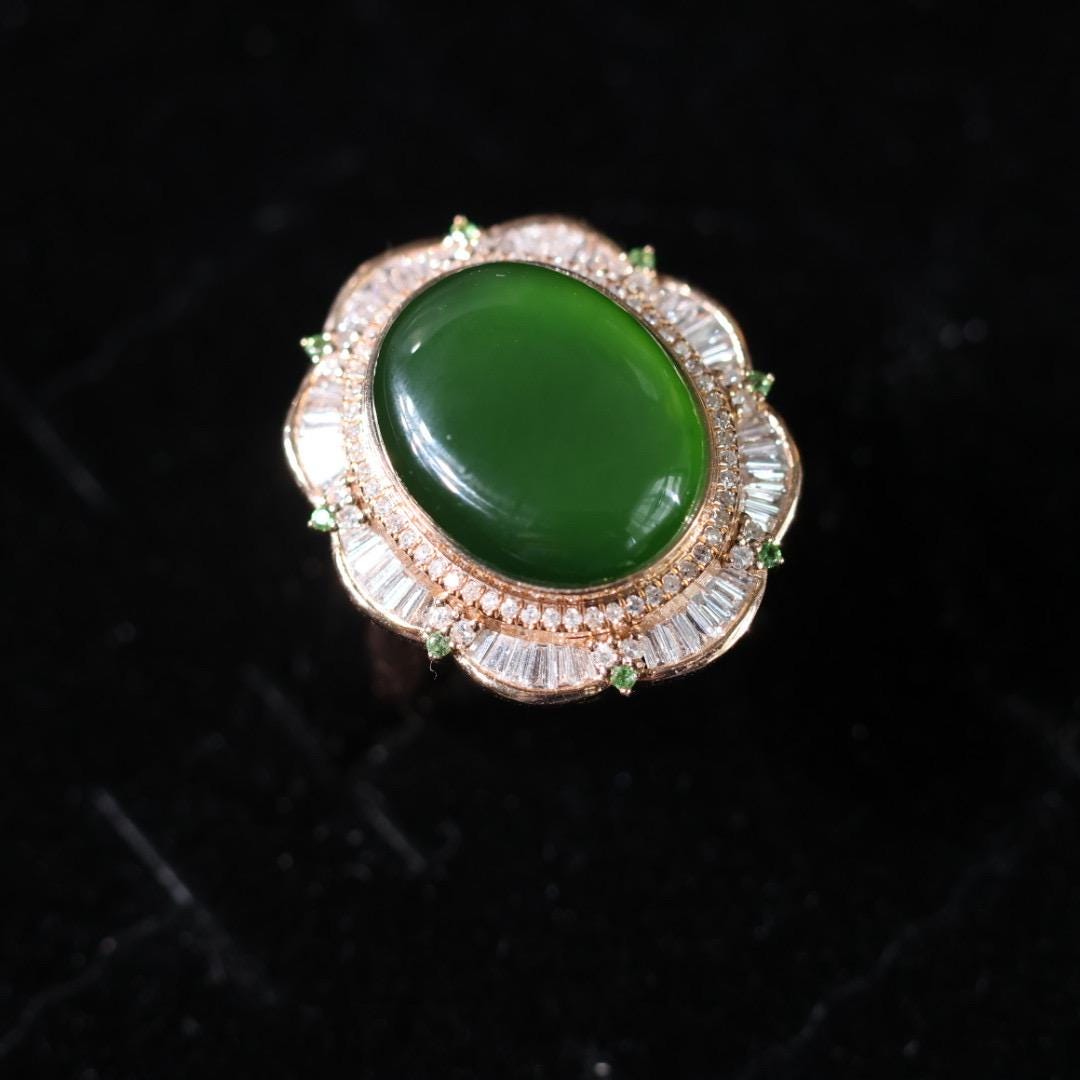 Certified Green nephrite Jade Ring: 18k Gold Band,US Size 5.5