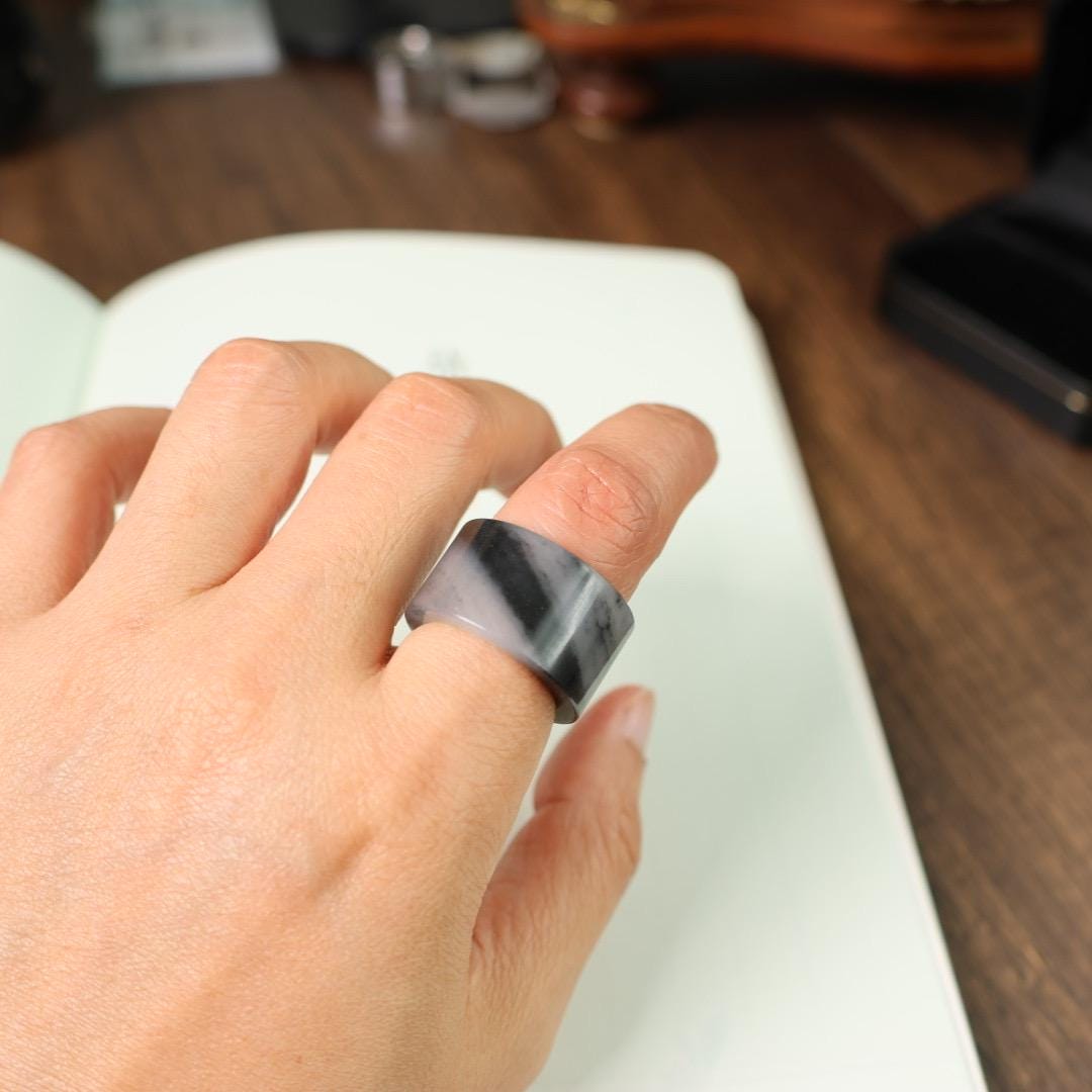 Qinghua water and ink pattern Nephrite jade ring size 6.5