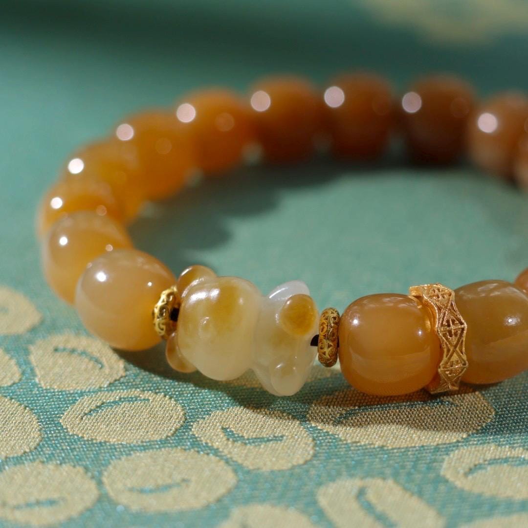 10mm honey sugar nephrite Jade bracelet 卡10高品质蜜糖手串