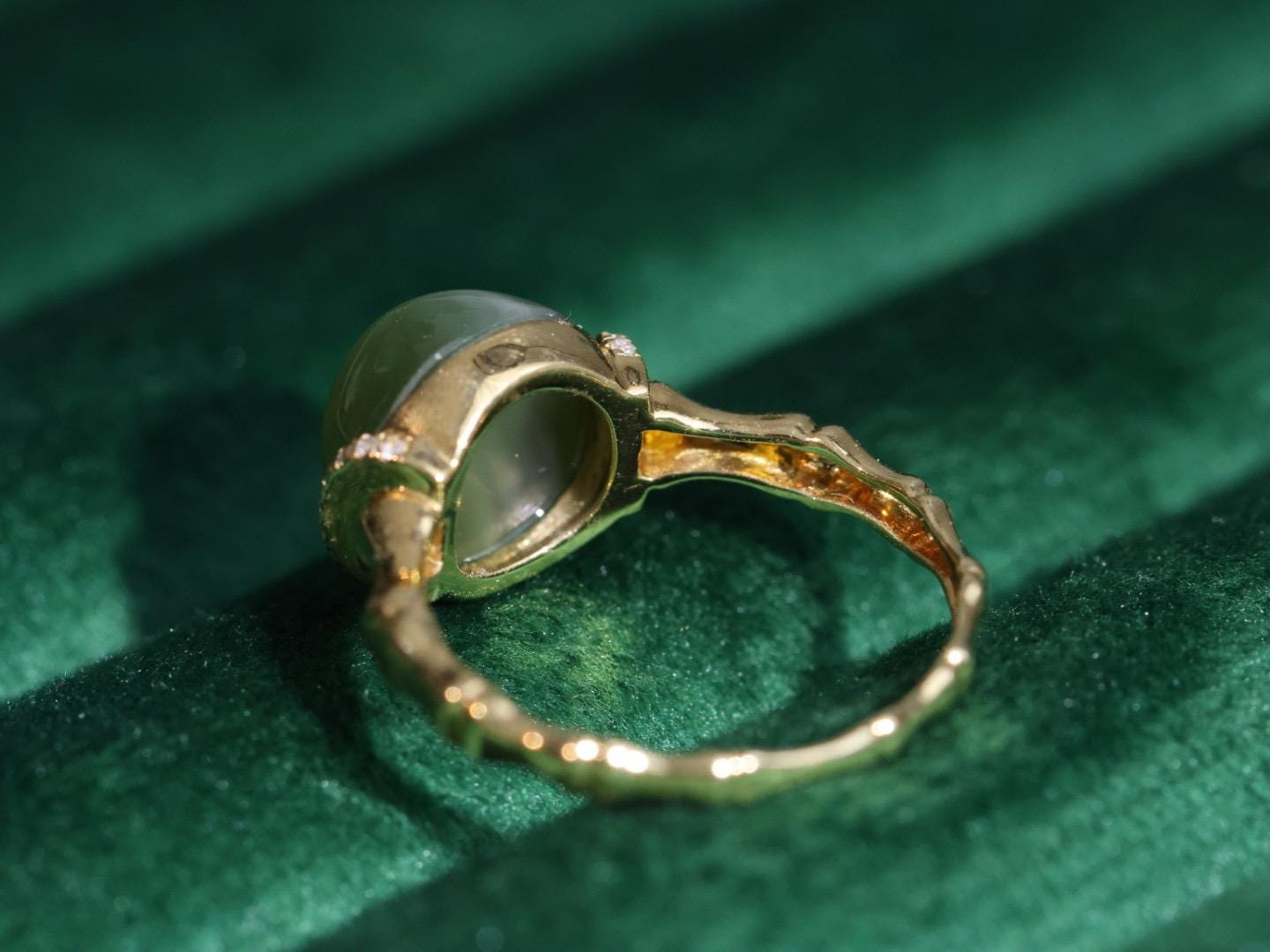 Certified Cat Eye Jade Ring: 18k Gold Bamboo Band, Diamond Accents, US Size 5.5