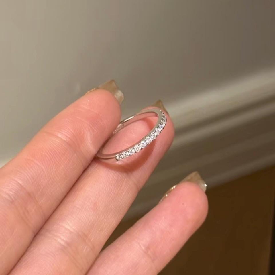 Size 5 semi eternity wedding band ring diamond simulant 925 silver ring
