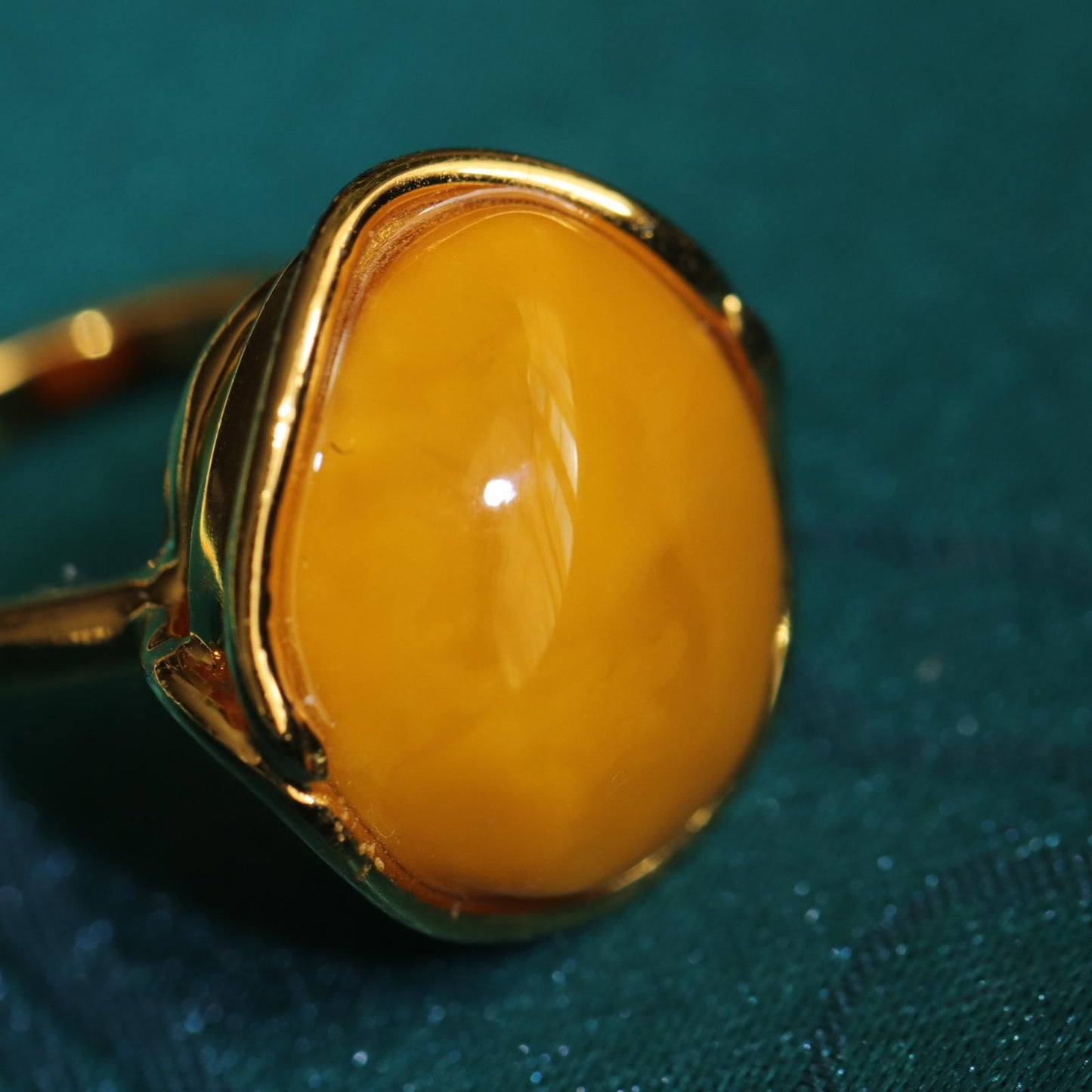 Handmade beewax cabochon adjustable silver ring 老蜜蜡活口银托戒指