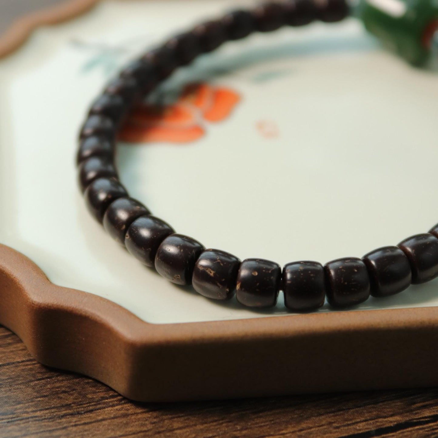 Coconut shell bracelet with nephrite bamboo carved bead certified