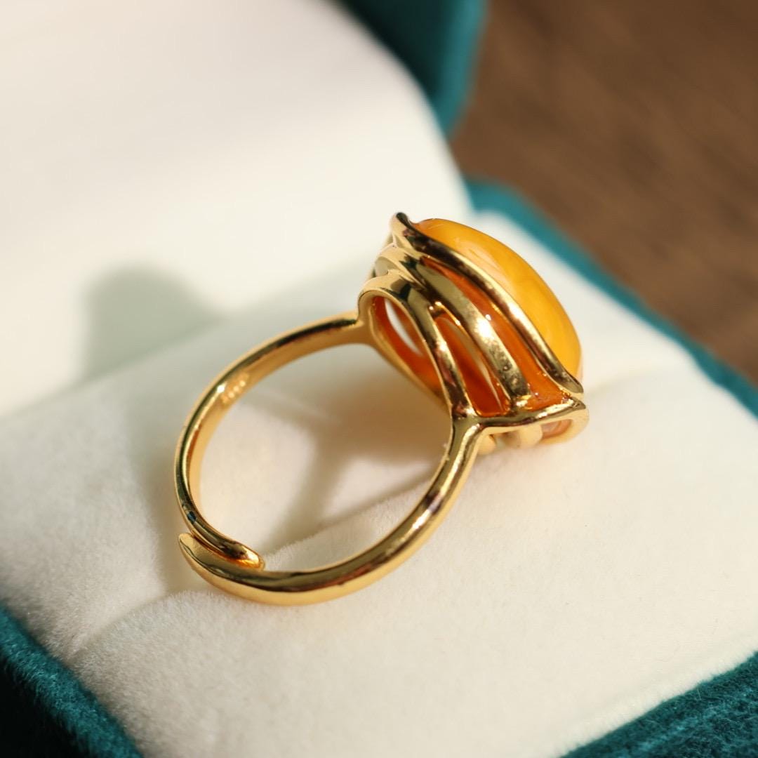 Handmade beewax cabochon adjustable silver ring 老蜜蜡活口银托戒指